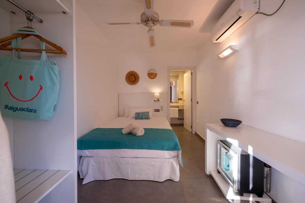 Hostal Aigua Clara Playa de Migjorn Exterior foto